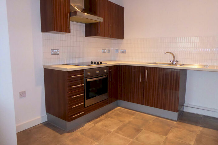 2 Bedroom Flat To Rent In Bridge Square Apartments, Kingsway, Lancaster, LA1
