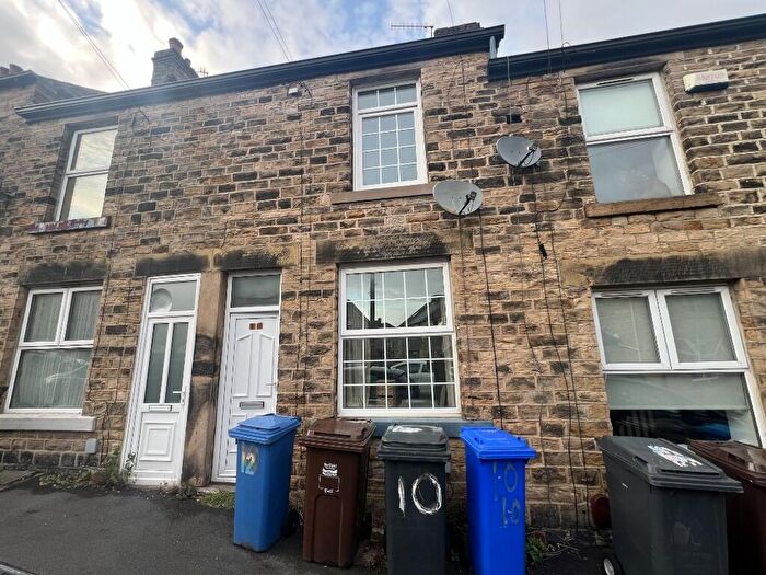 2 Bedroom Terraced House To Rent In Churchill Road, Sheffield, S10