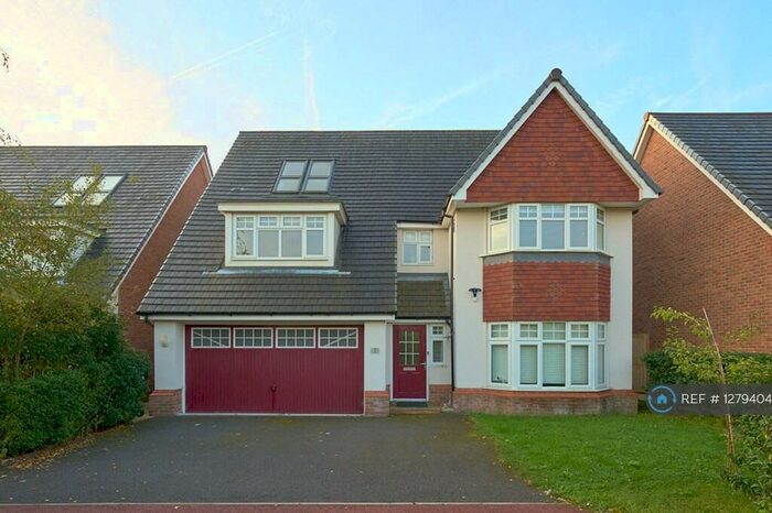 5 Bedroom Detached House To Rent In Hawthorn Way, Worsley, Manchester, M28