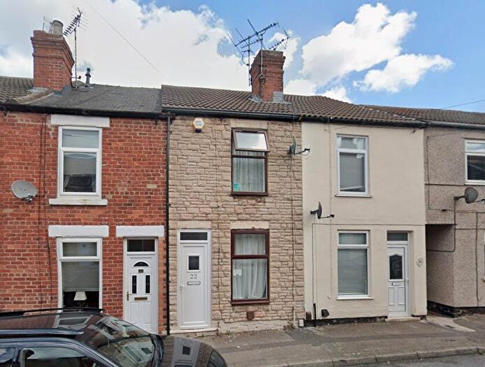2 Bedroom Terraced House For Sale In Gedling Street, Mansfield, Nottinghamshire, NG18