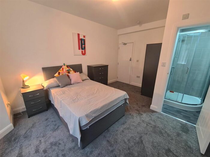 Property To Rent In Worcester Road, Bromsgrove, B61