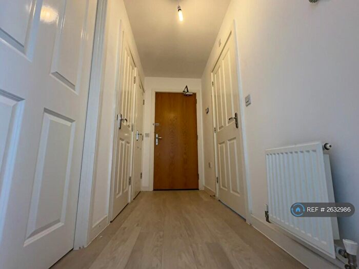 1 Bedroom Flat To Rent In Herdwick House, Whitehouse, Milton Keynes, MK8