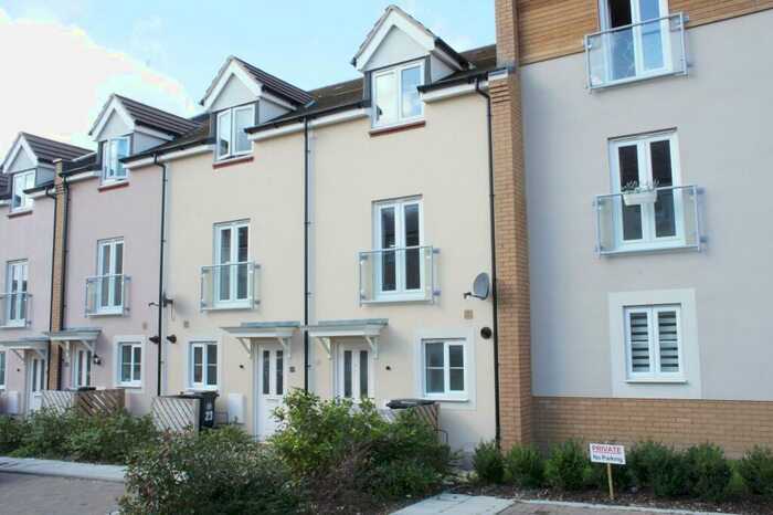 3 Bedroom Town House To Rent In Inkerman Close, Horfield, Bristol, BS7