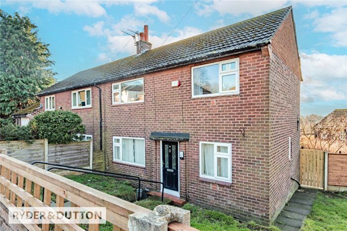 3 Bedroom Semi-Detached House For Sale In Winterford Road, Mossley, OL5