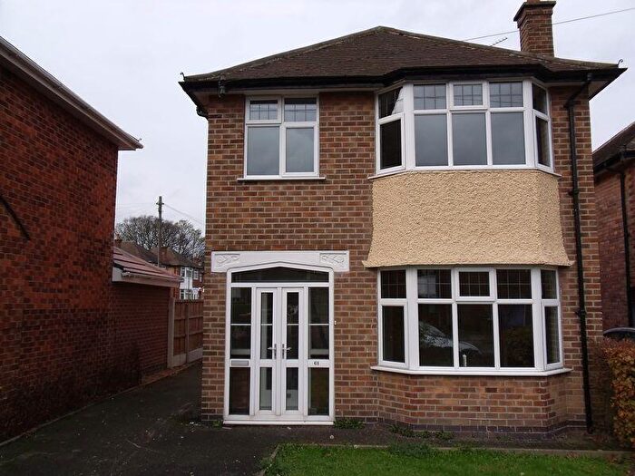 3 Bedroom Detached House To Rent In Brendon Road, Nottingham, NG8