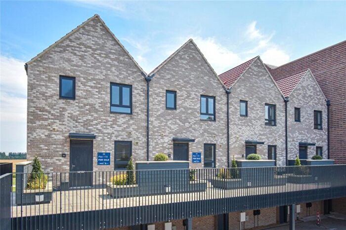 2 Bedroom Property For Sale In Saffron Way, Cherry Hinton, Cambridge, CB1