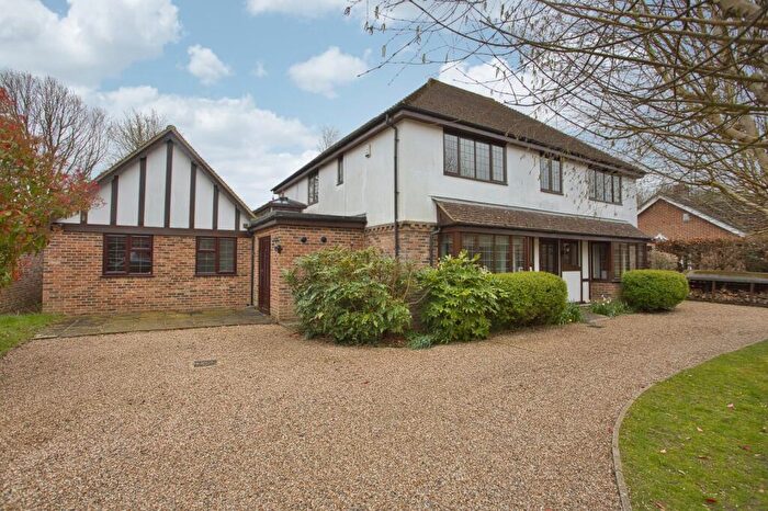 6 Bedroom Detached House For Sale In Wigmore Lane, Eythorne, Dover, CT15