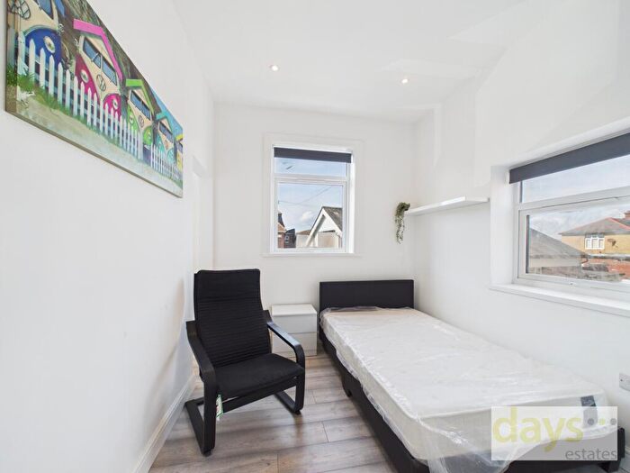1 Bedroom House Of Multiple Occupation To Rent In Upper Maisonette, Devonshire Avenue, Southsea, City Of Portsmouth, PO4
