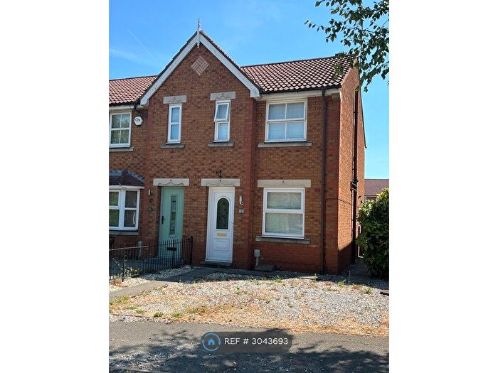2 Bedroom Semi-Detached House To Rent In Lindengate Avenue, Hull, HU7