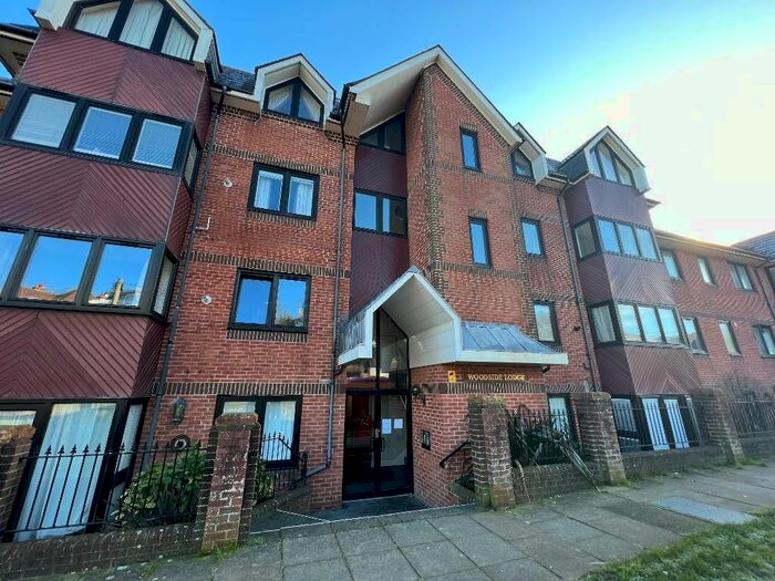 4 Bedroom Flat To Rent In Tivoli Crescent, Brighton, East Sussex, BN1