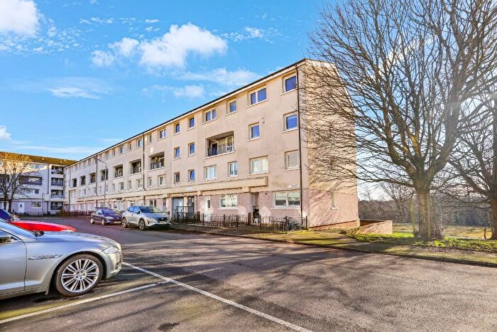 3 Bedroom Maisonette For Sale In Melvaig Place, Glasgow, G20