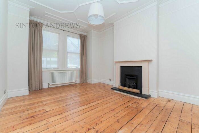 1 Bedroom Flat To Rent In Kingsdown Avenue, London, W13