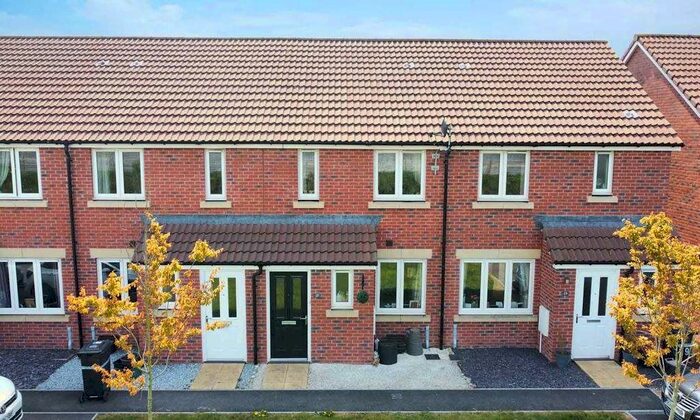 2 Bedroom Terraced House To Rent In Hardys Close, Bathpool, Taunton, TA2