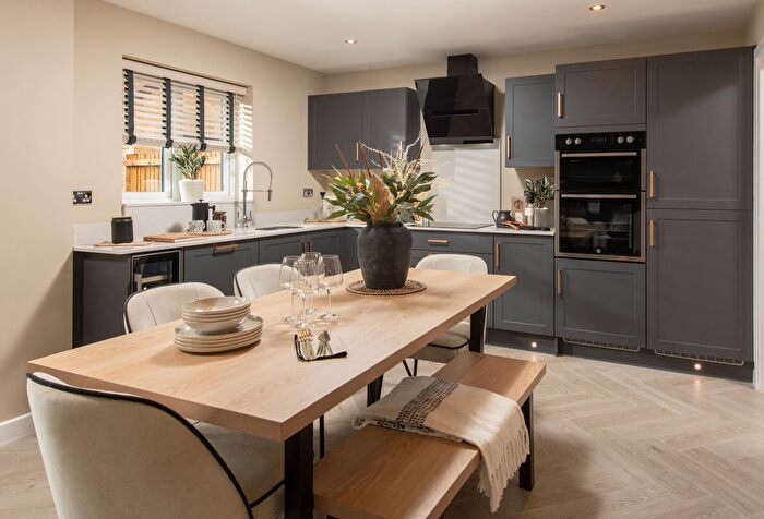 4 Bedroom Detached House For Sale In Harrier Way, Market Deeping, PE6