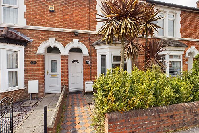 3 Bedroom Terraced House To Rent In Market Street, Eastleigh, SO50