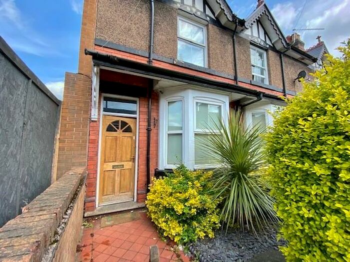 3 Bedroom House To Rent In Peel Terrace, Stafford, ST16