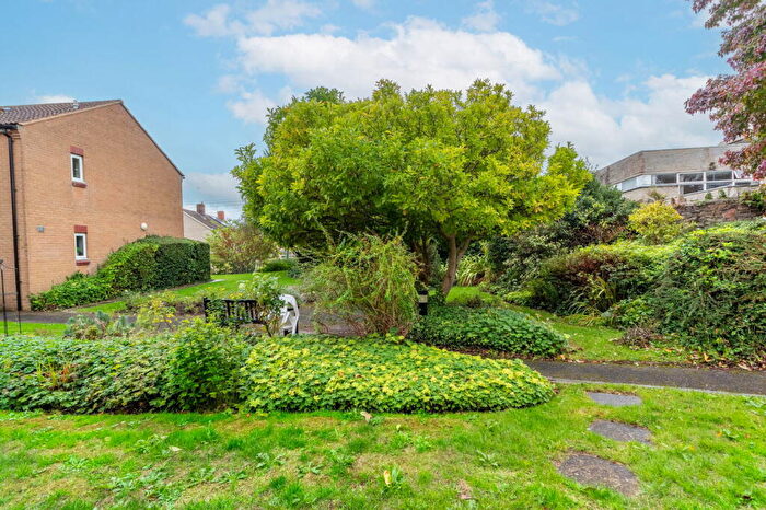 2 Bedroom Retirement Property For Sale In School Road, Wrington, BS40