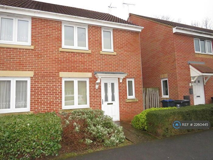 3 Bedroom End Of Terrace House To Rent In Rudman Park, Chippenham, SN15