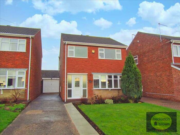 3 Bedroom Detached House To Rent In Peters Close, Newthorpe, Nottingham, NG16