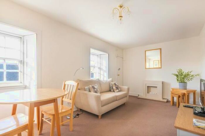 2 Bedroom Property To Rent In Main Street, Edinburgh, EH4