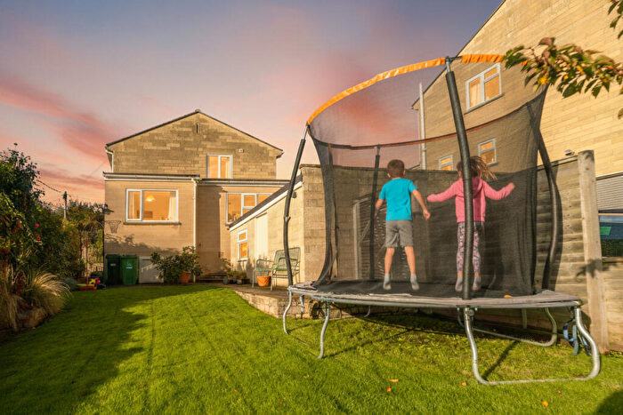 4 Bedroom Semi-Detached House For Sale In Fairfield Avenue, Bath, BA1