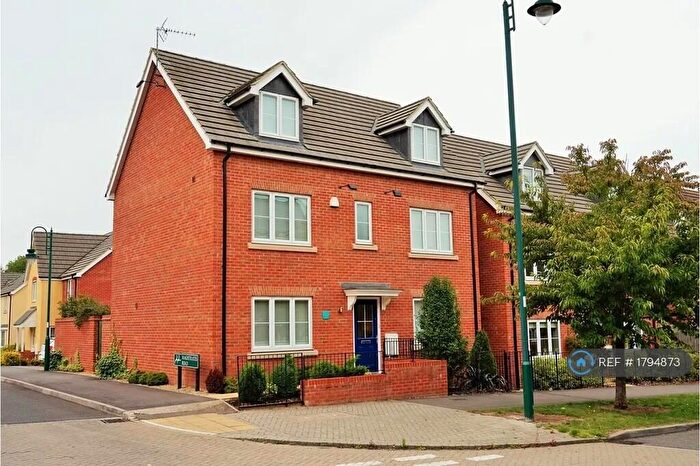 5 Bedroom Detached House To Rent In Eagle Way, Hampton Vale, Peterborough, PE7