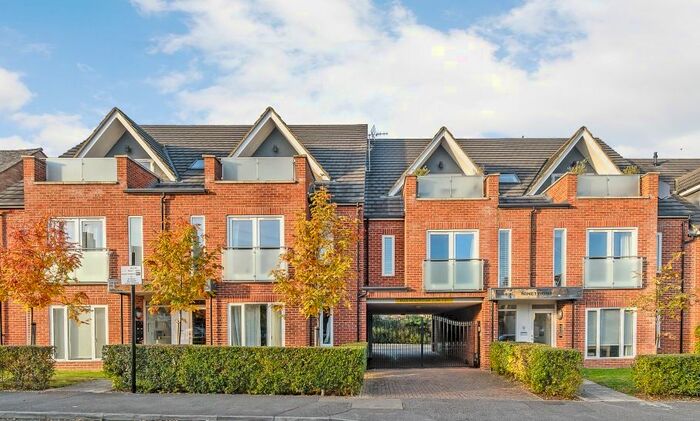 2 Bedroom Flat To Rent In Islip Road, North Oxford, OX2