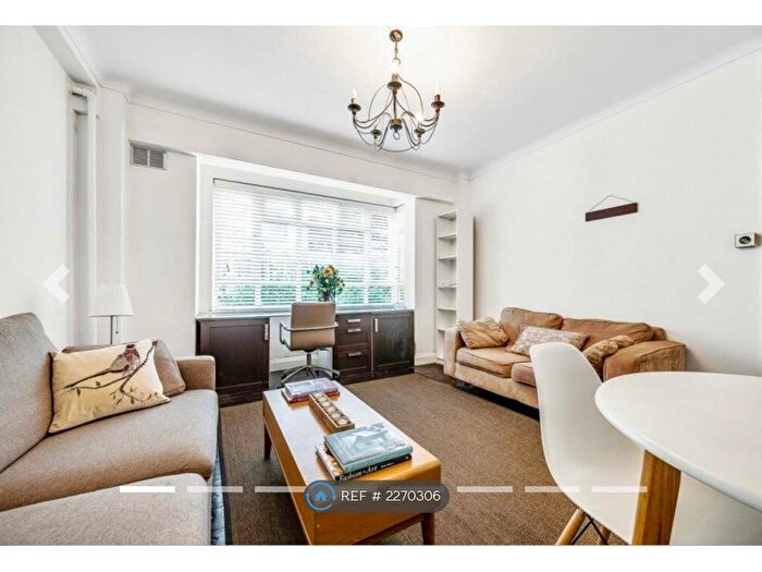 1 Bedroom Flat To Rent In Woodlands Gate, London, SW15