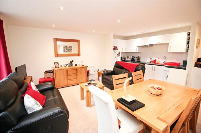 2 Bedroom Apartment To Rent In High Street, Red Lion House, ME6