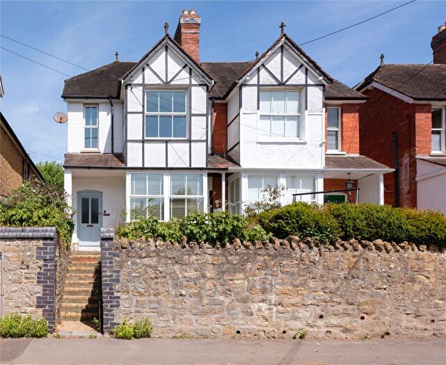 4 Bedroom Semi Detached House For Sale In Kings Road, Sherborne, Dorset, DT9