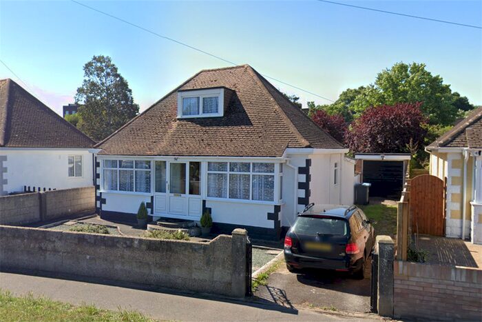 3 Bedroom Detached Bungalow To Rent In Hook Lane, Bognor Regis, West Sussex, PO22