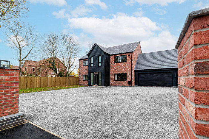 4 Bedroom Detached House For Sale In Kirkgate, Tydd St. Giles, Wisbech, Cambridgeshire, PE13