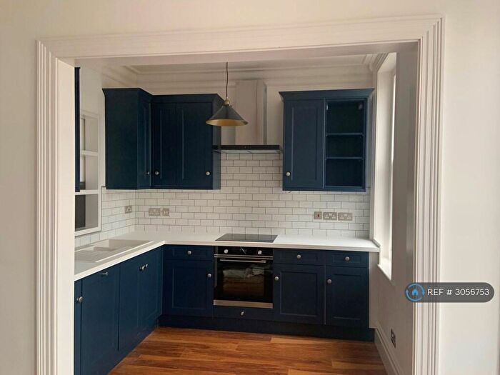 2 Bedroom Flat To Rent In Kathleen Court, Margate, CT9