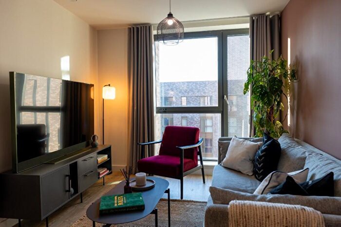 2 Bedroom Flat To Rent In Flat, Rockingham Street, Sheffield, S1