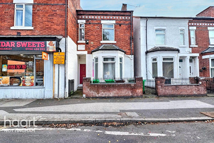 4 Bedroom Terraced House For Sale In Bobbers Mill Road, Nottingham, NG7