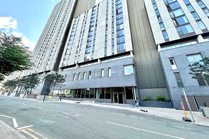 1 Bedroom Flat To Rent In Store Street, Manchester, M1