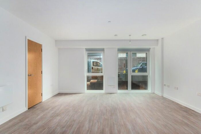 2 Bedroom Apartment To Rent In A Pelham Street, BN1