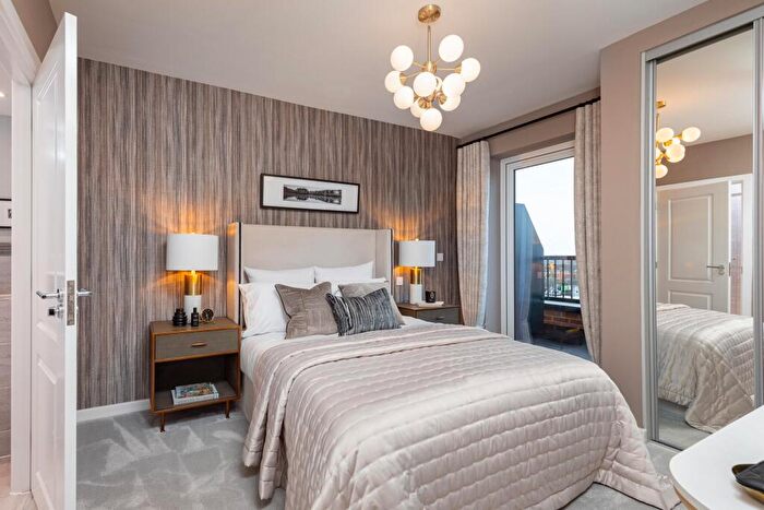 2 Bedroom Apartment For Sale In Crossness Road, Barking, London, IG11