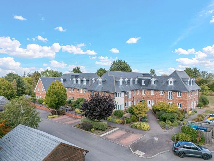 2 Bedroom Duplex For Sale In Hay Street, Steeple Morden, SG8