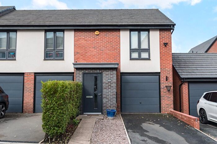 2 Bedroom Apartment For Sale In Ambassador Avenue, Rednal, Birmingham, B31
