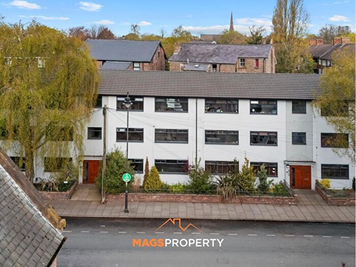 2 Bedroom Flat To Rent In Lark Lane, Liverpool, L17