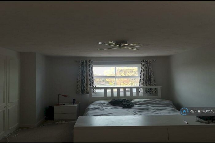 2 Bedroom Flat To Rent In Timken House, Daventry, NN11