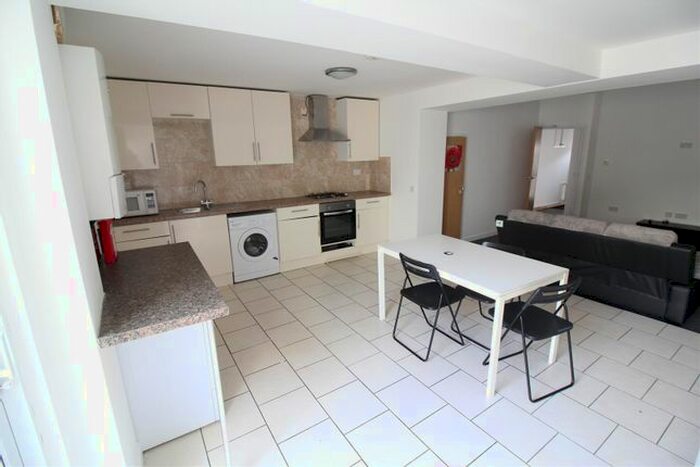 5 Bedroom Property To Rent In Moira Street, Adamsdown, Cardiff, CF24