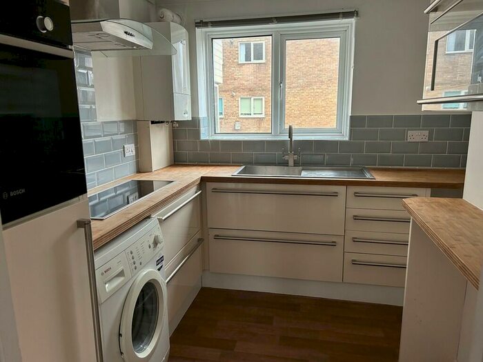 2 Bedroom Apartment To Rent In London Road, Brighton, BN1