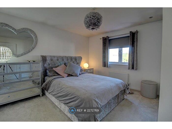 3 Bedroom Semi-Detached House To Rent In Dighty Street, Monifieth, Dundee, DD5