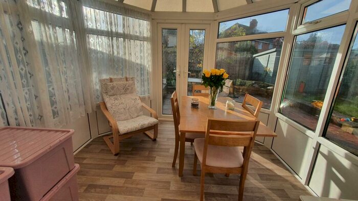 2 Bedroom Semi-Detached House For Sale In Ashmore Road, Reading, RG2