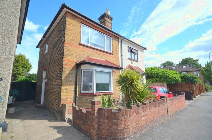 2 Bedroom Semi-Detached House To Rent In Honiton Road, Romford, Essex, RM7
