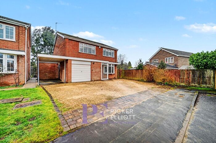 4 Bedroom Detached House For Sale In Abbotts Green, Burbage, LE10