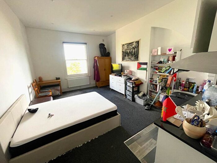 Studio To Rent In Wilbury Road, Hove, East Sussex, BN3