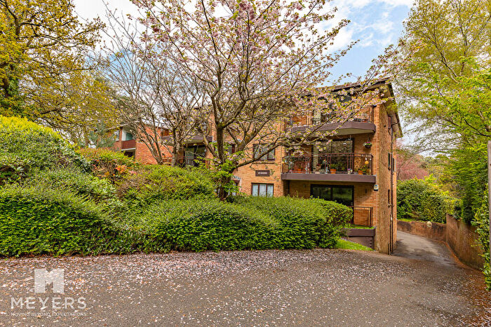 2 Bedroom Apartment For Sale In Surrey Road, Poole, BH12